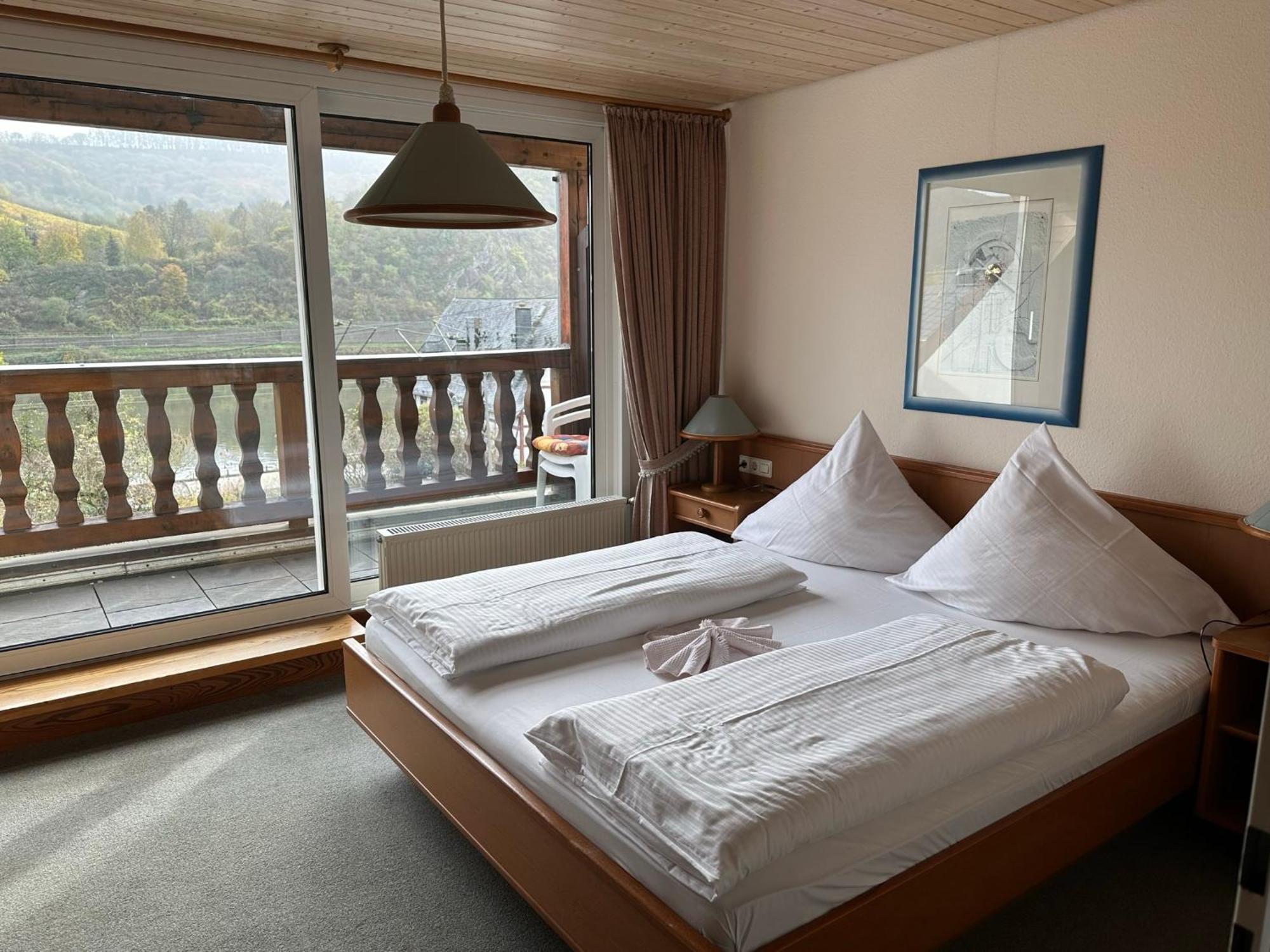 Mike'S Mosel Lodge Treis-Karden Exterior photo